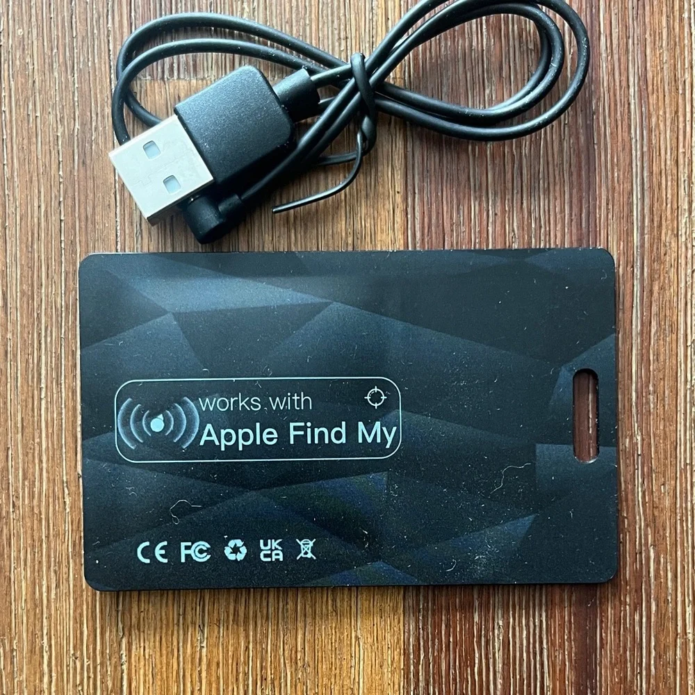 Rechargeable wallet tracker